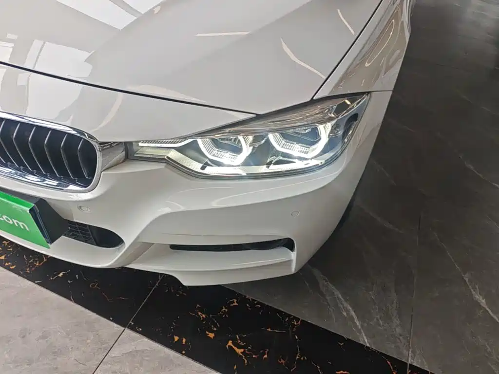 BMW 3 Series — миниатюра 24