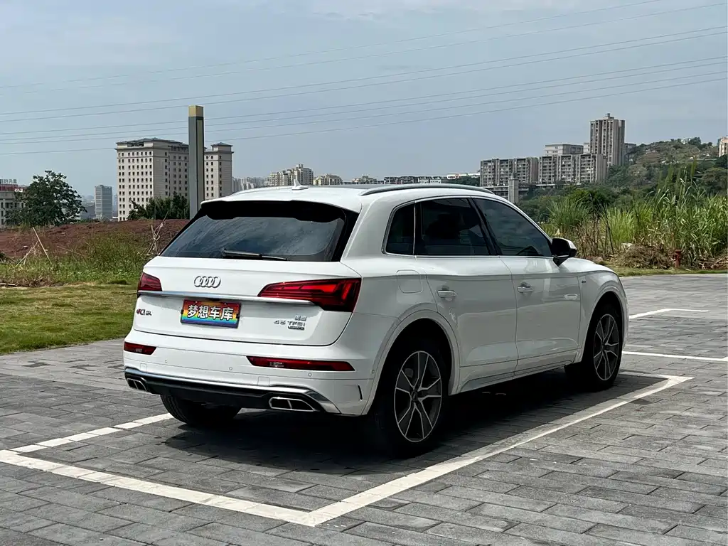 Audi Q5L — миниатюра 8