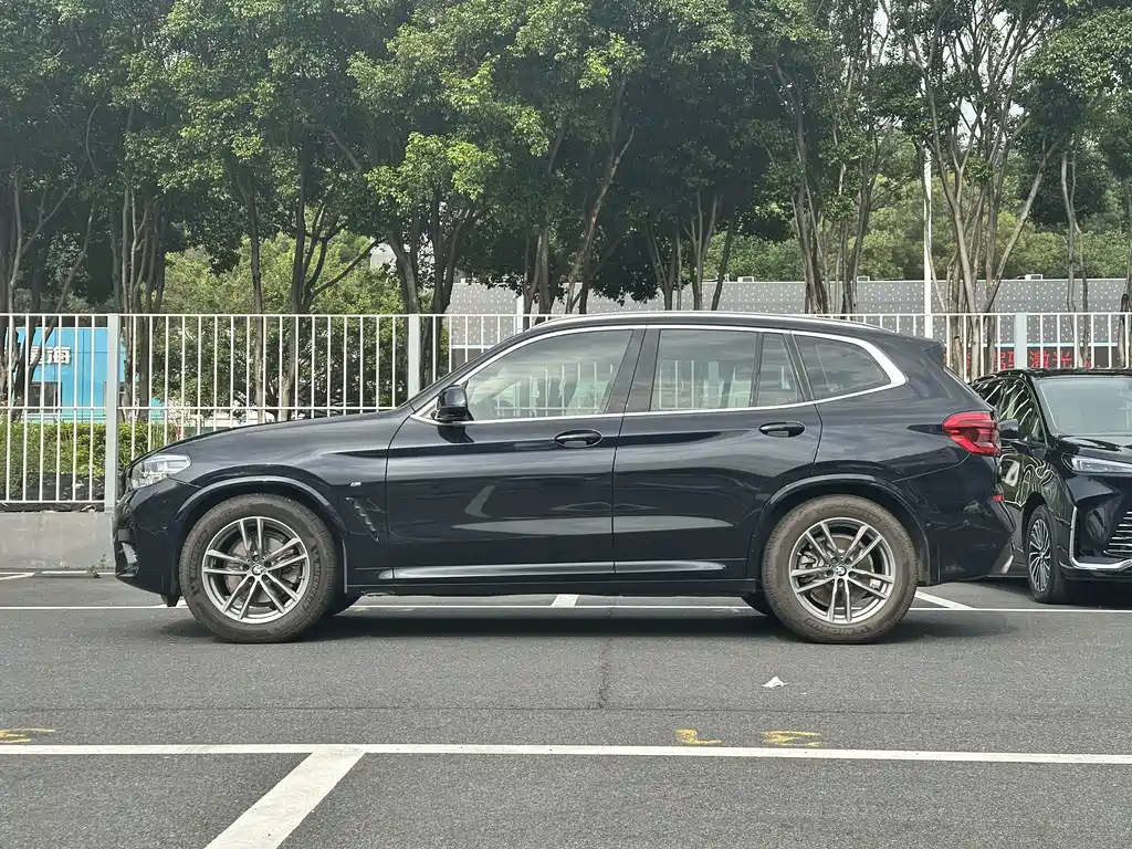 BMW X3 — миниатюра 17