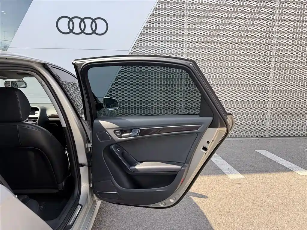 Audi A4L — миниатюра 16