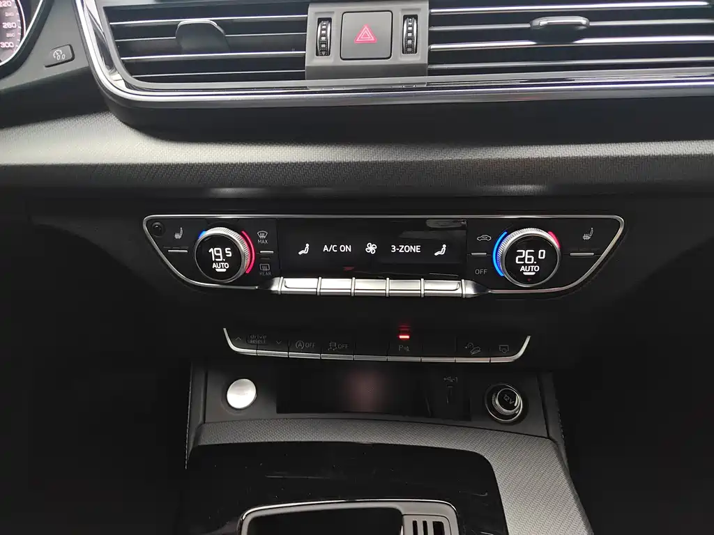 Audi Q5L — миниатюра 14