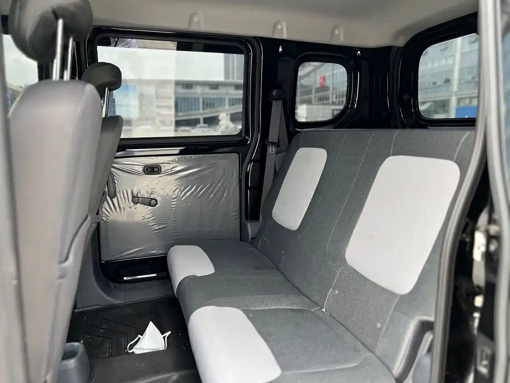 Wuling Zhiguang EV — миниатюра 10