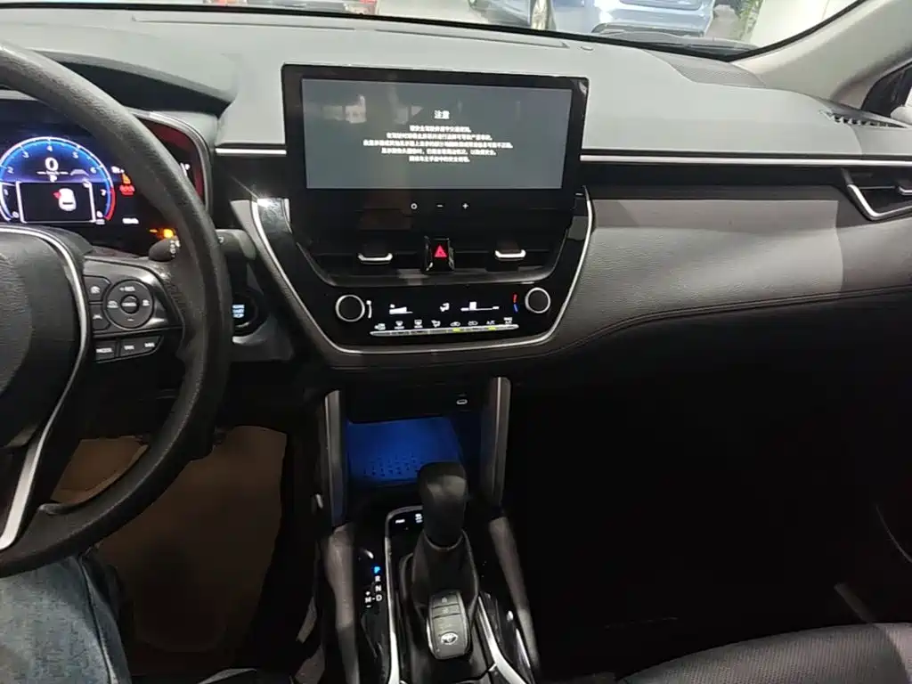 Toyota Frontlander — миниатюра 10