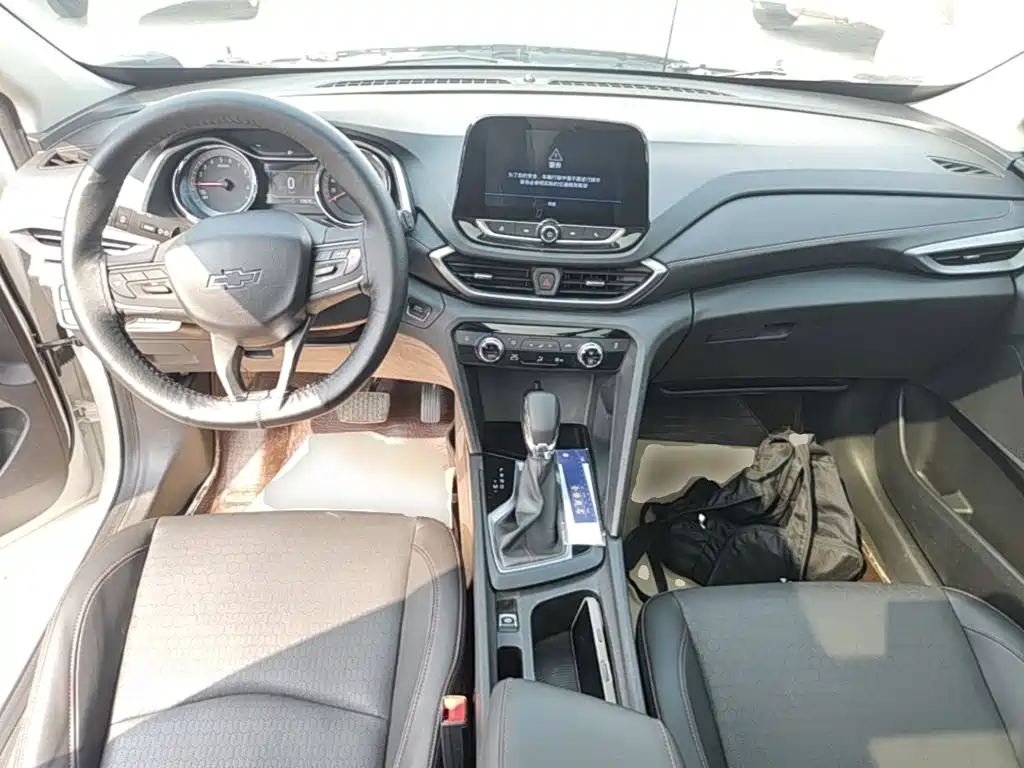 Chevrolet Volando — миниатюра 10