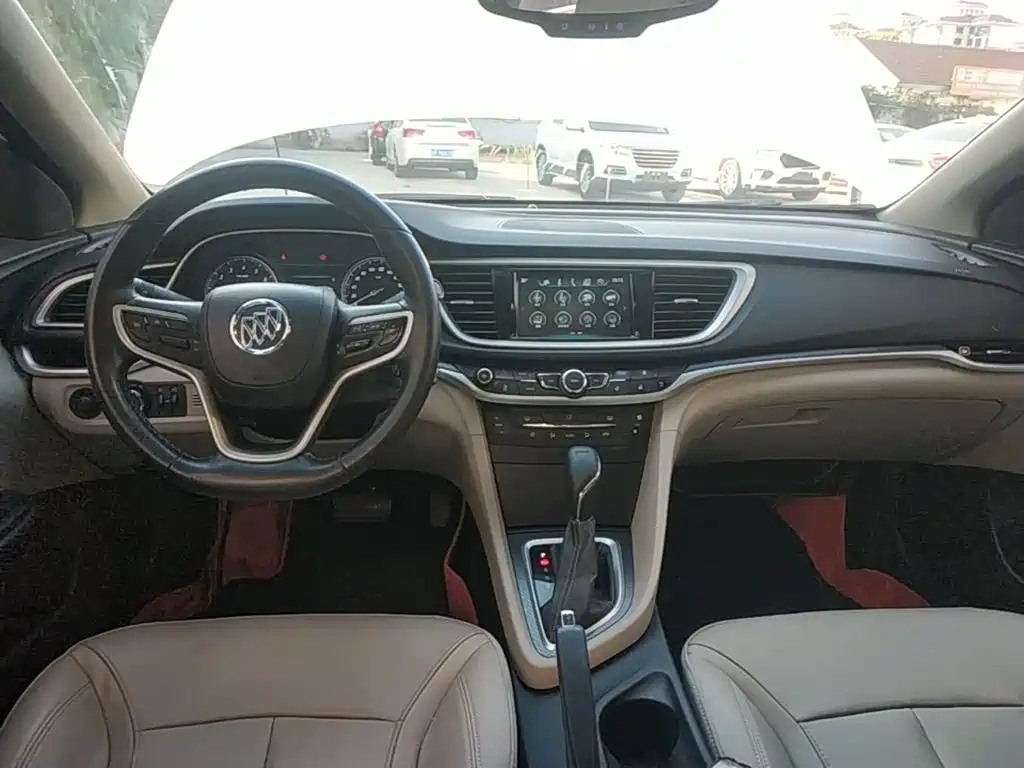 Buick Excelle — миниатюра 10
