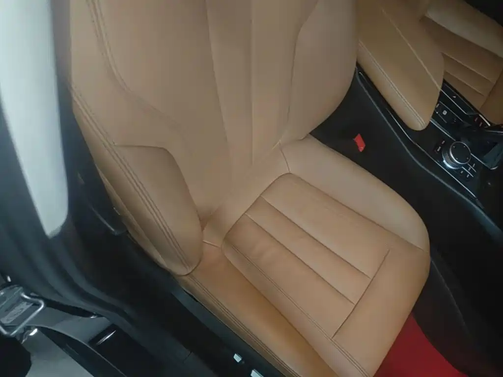 BMW 5 Series — миниатюра 25