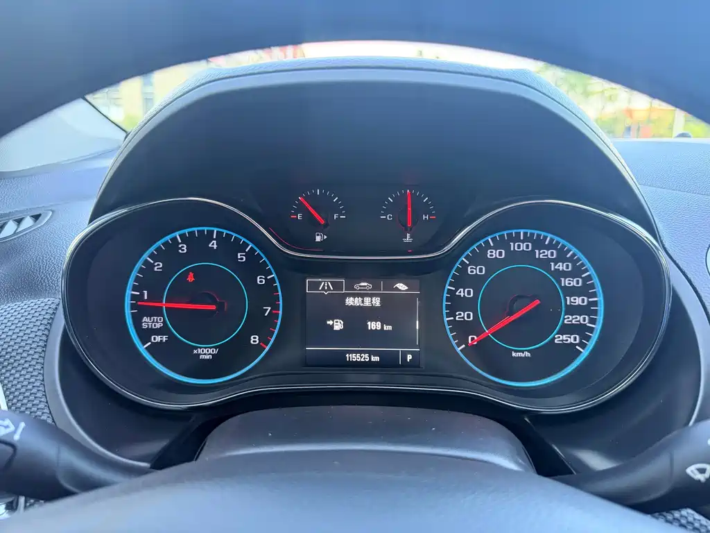 Chevrolet Cruze — миниатюра 13