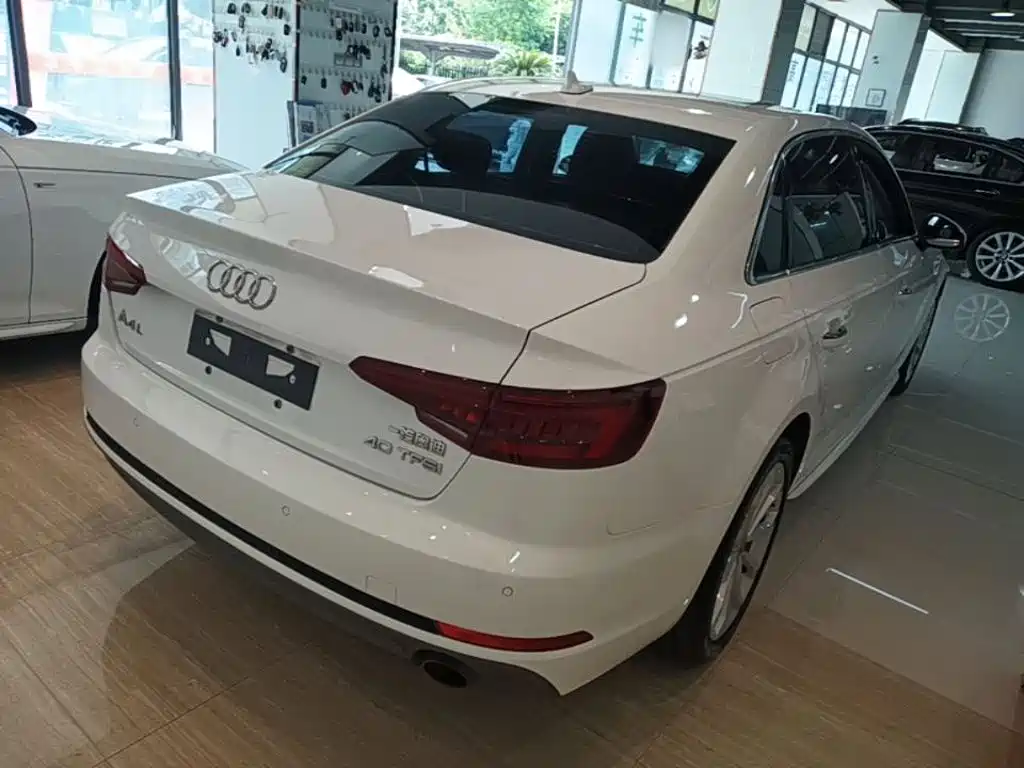 Audi A4L — миниатюра 7