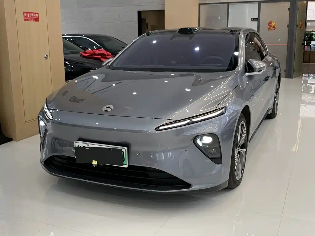 NIO ET7
