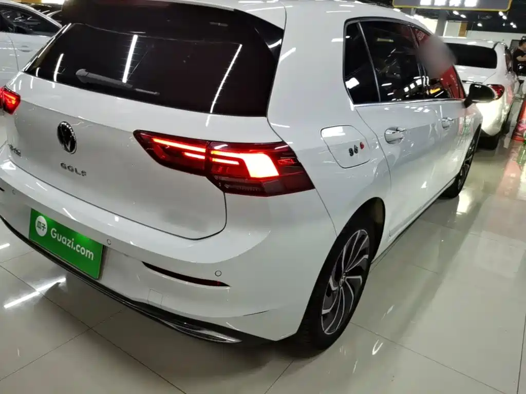 Volkswagen Golf — миниатюра 8