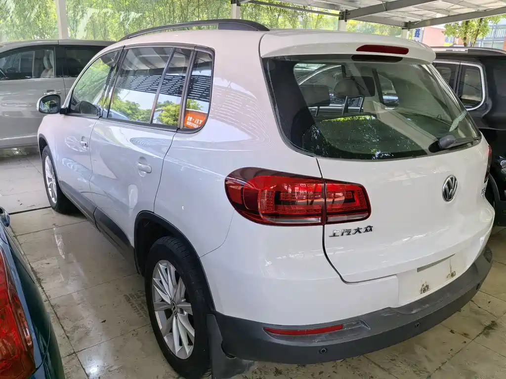 Volkswagen Tiguan — миниатюра 9