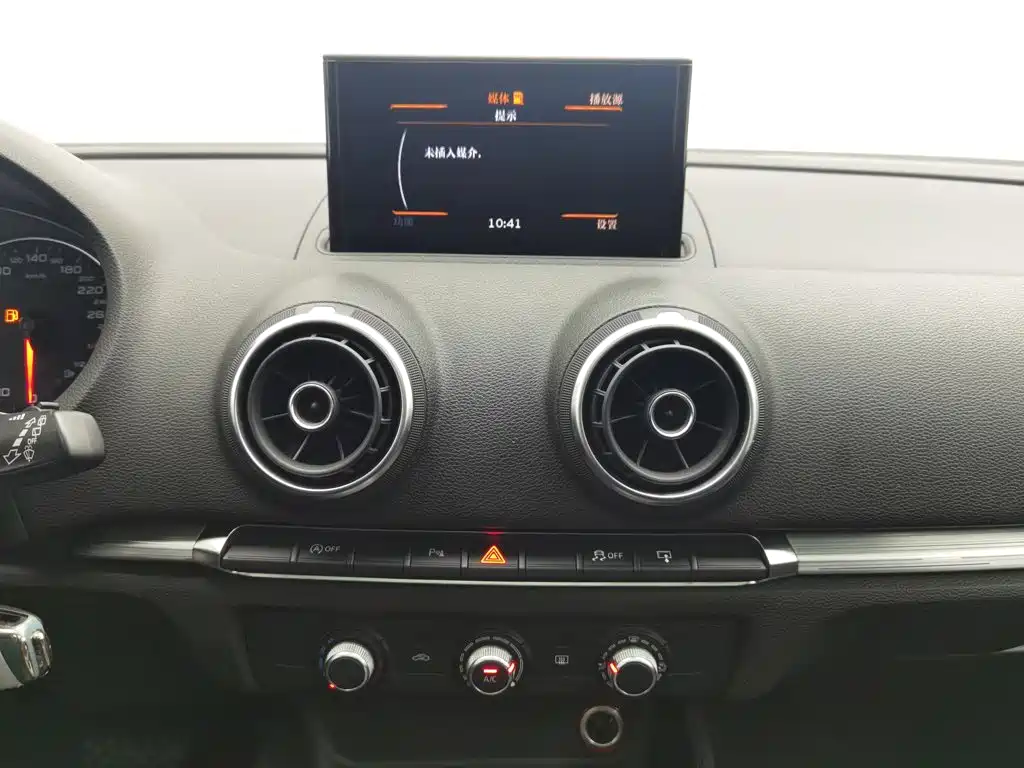 Audi A3 — миниатюра 12