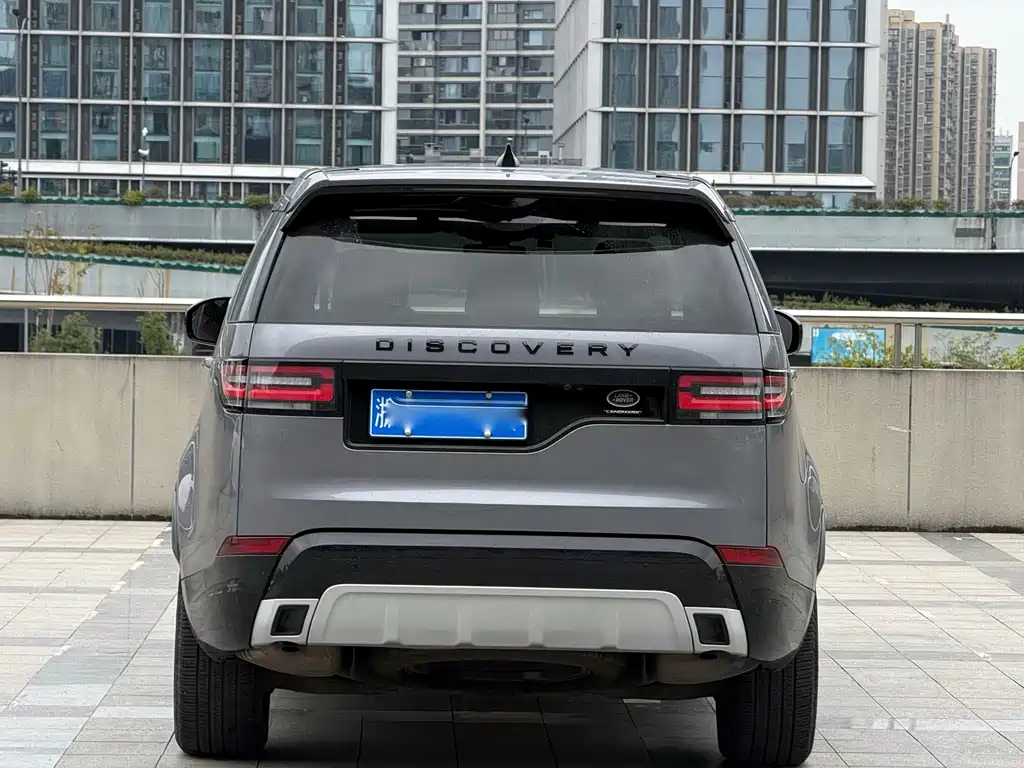 Land Rover Discovery 2020 2.0T 30