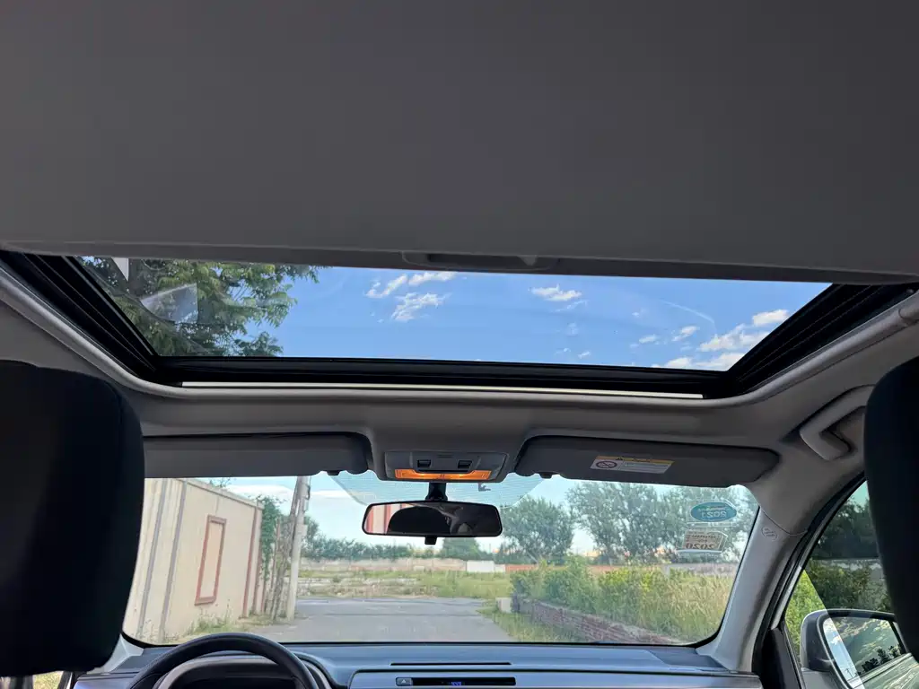Toyota RAV4 — миниатюра 14