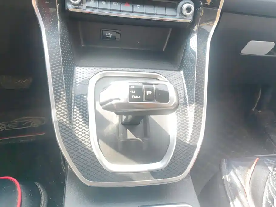 Haval M6 — миниатюра 16