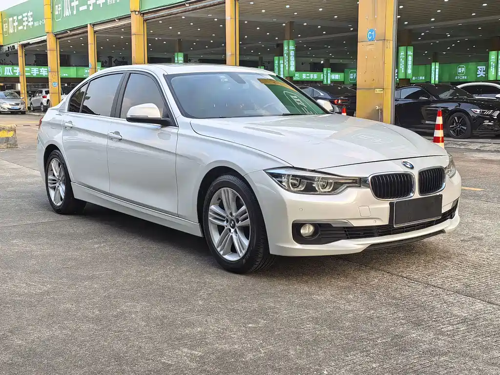 BMW 3 Series — миниатюра 3