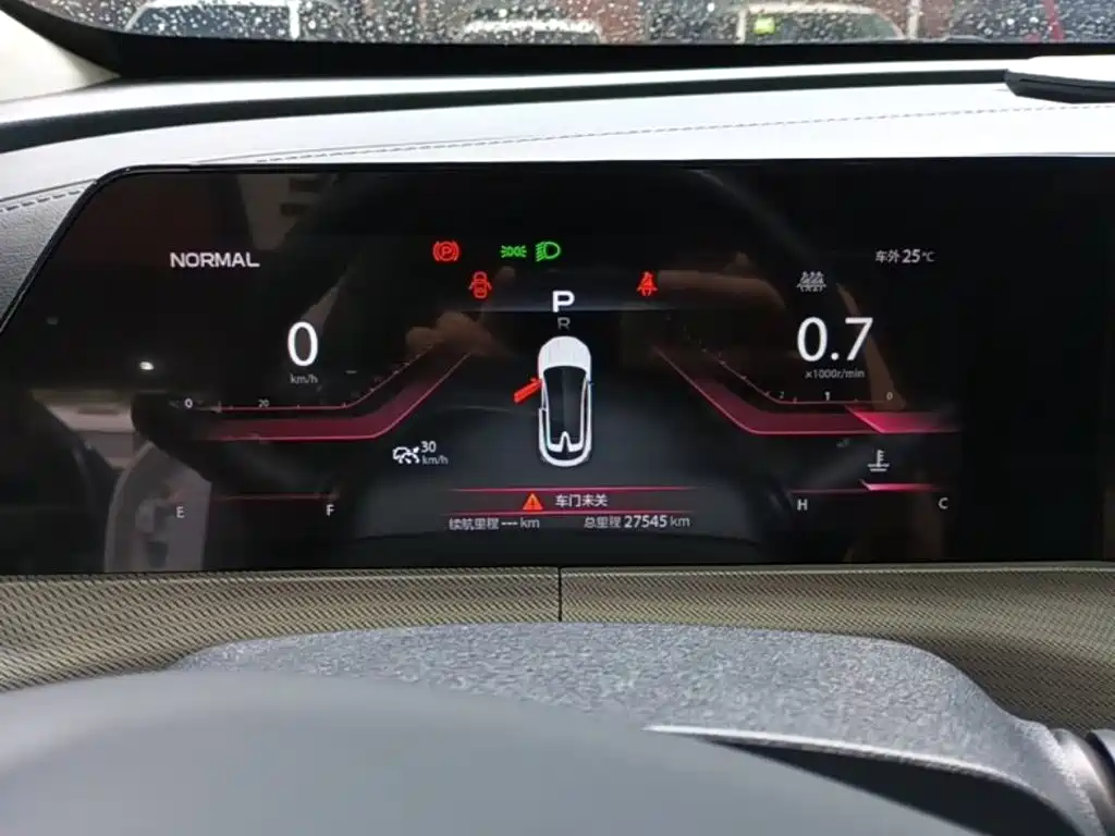 Changan UNI-T — миниатюра 12