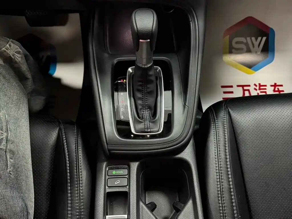 Honda Vezel — миниатюра 12