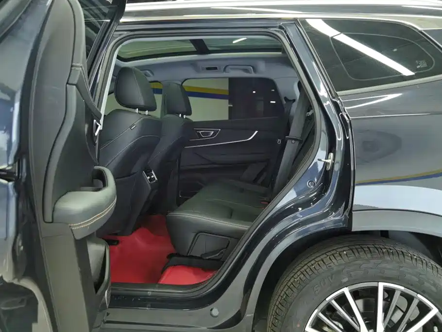 Chery Tiggo 8 — миниатюра 11