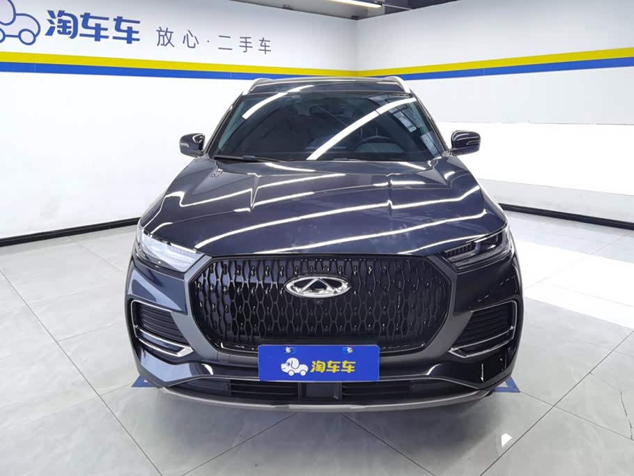 CHERY Tiggo 8 1.5 л 2025 г. Серебристо-серый, пробег 21500 км