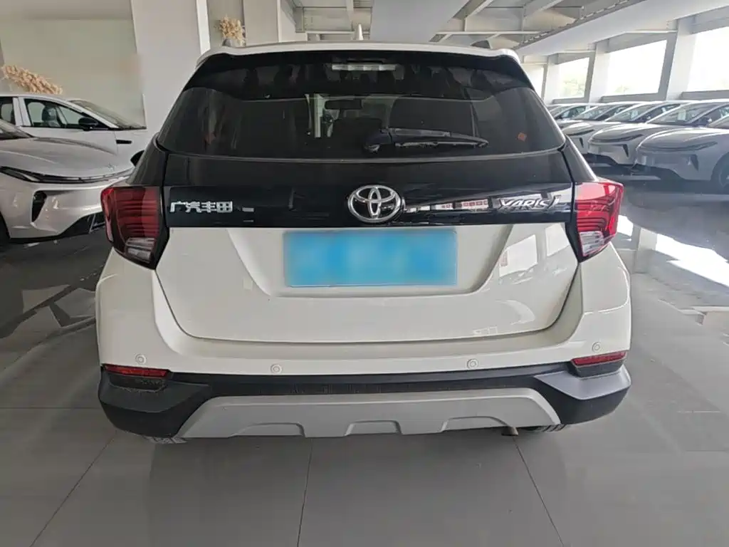 Toyota Yaris L — миниатюра 6