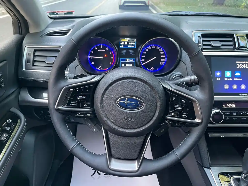 Subaru Outback — миниатюра 5