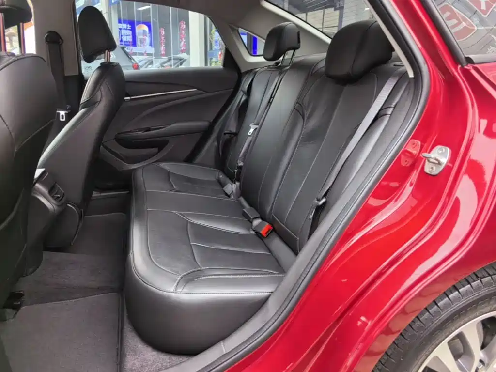 Buick Excelle — миниатюра 17