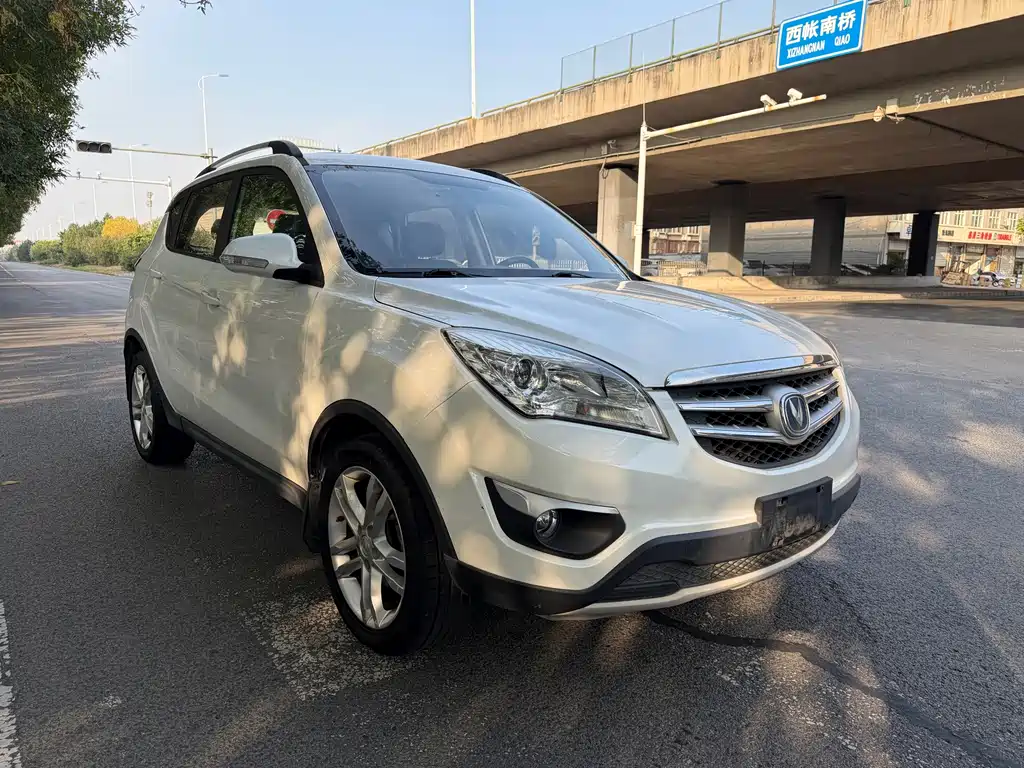 Changan CS35 — миниатюра 2
