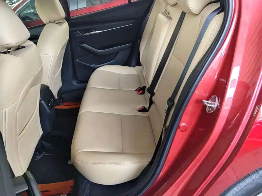 Mazda 3 Axela — миниатюра 17