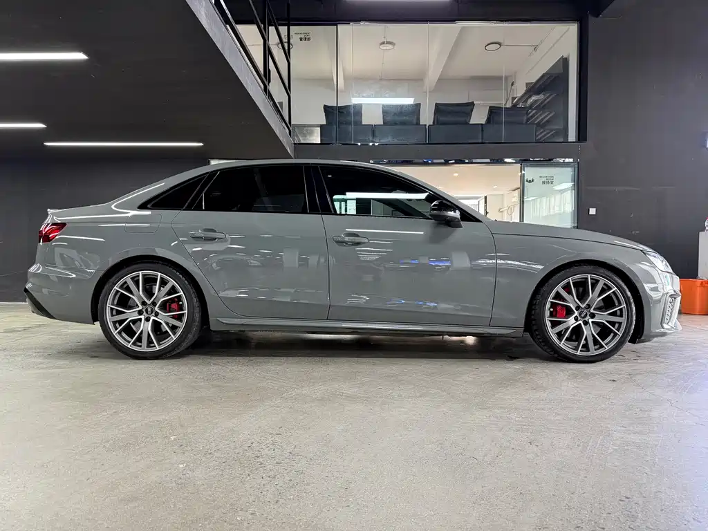 Audi S4 — миниатюра 10