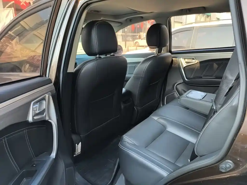 Geely Vision X6 — миниатюра 17