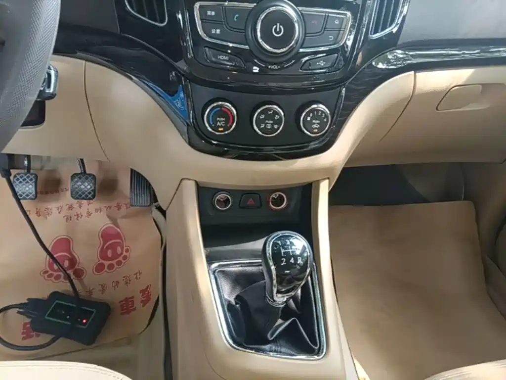 Baojun 730 — миниатюра 14
