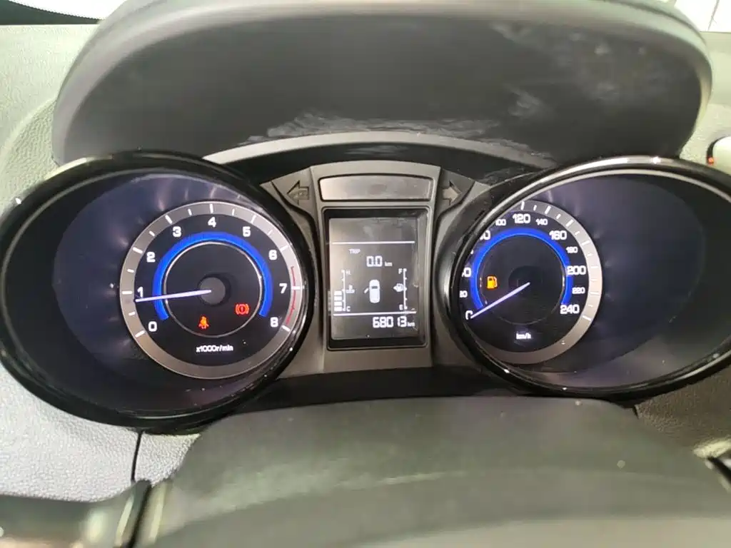 Changan CS15 — миниатюра 12