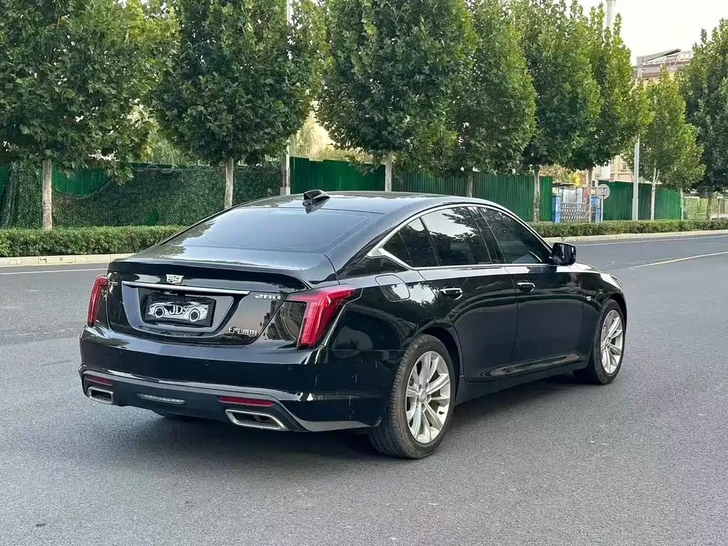 Cadillac CT5 — миниатюра 7
