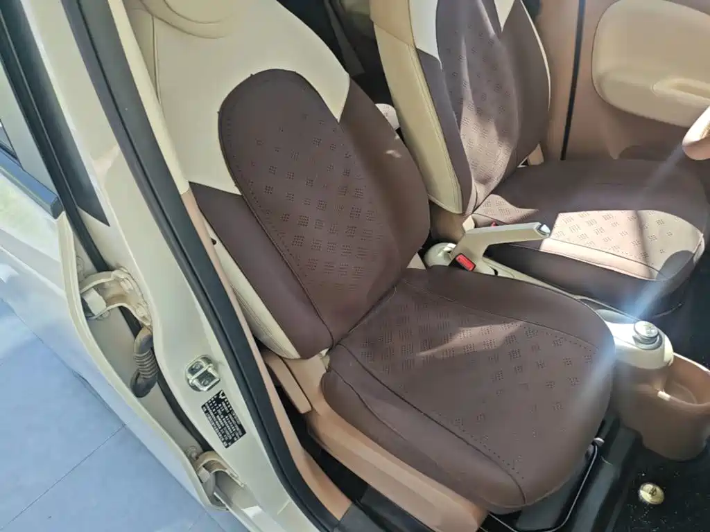 Wuling MINIEV — миниатюра 25