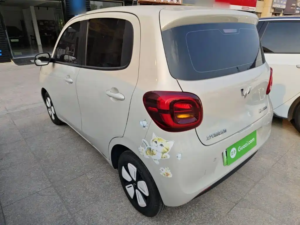 Wuling MINIEV — миниатюра 5