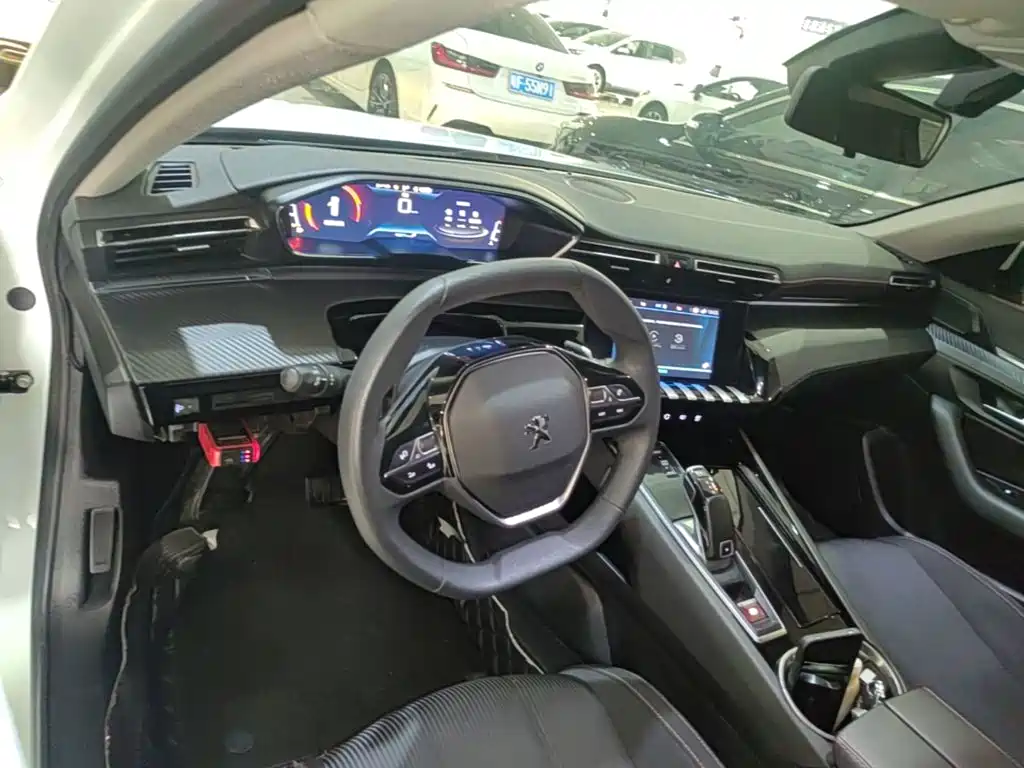 Peugeot 508 — миниатюра 10