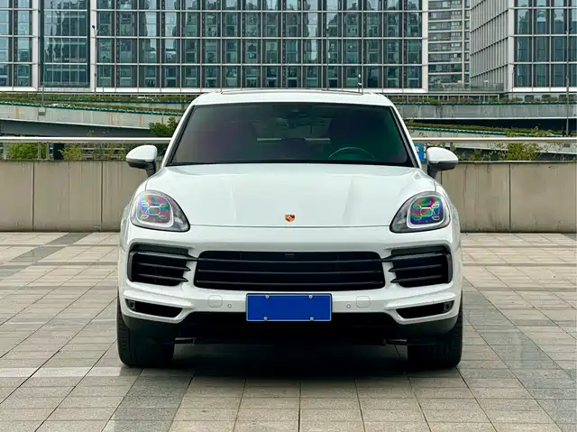 PORSCHE CAYENNE 2023