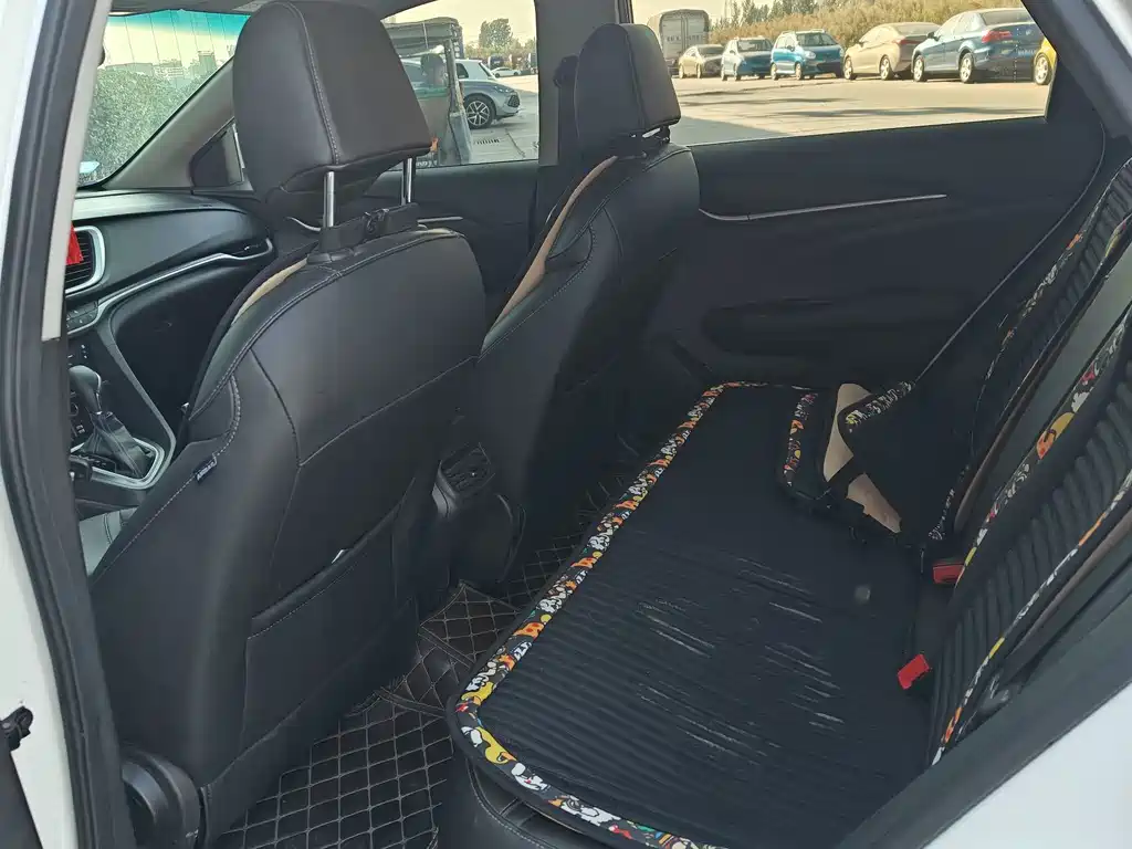 Buick Excelle — миниатюра 7