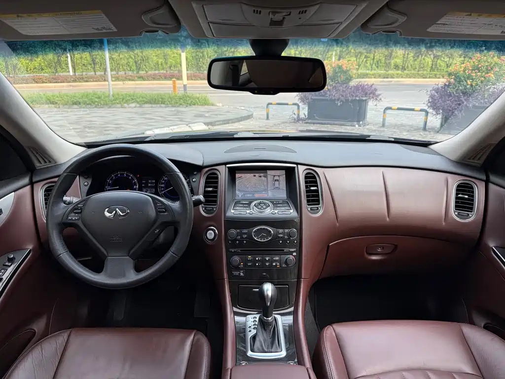 Infiniti QX50 (Import) — миниатюра 15