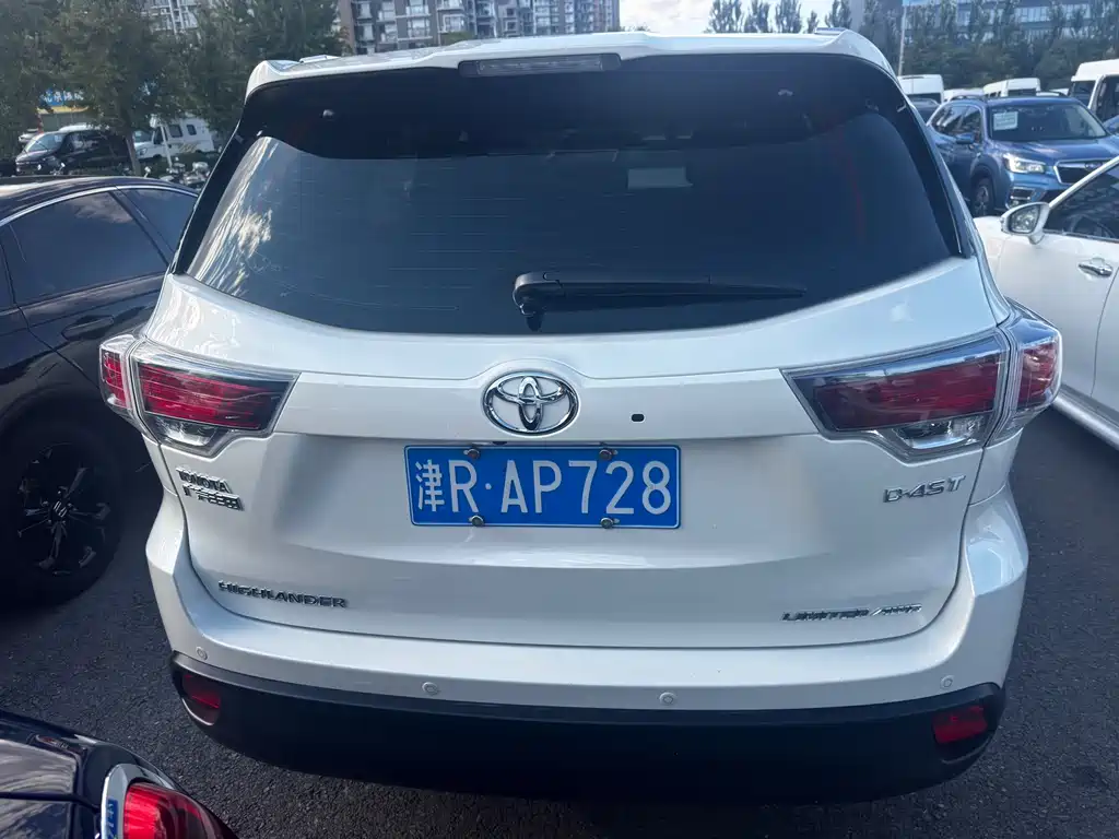 Toyota Highlander — миниатюра 19