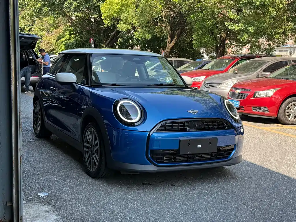 MINI Mini — миниатюра 6