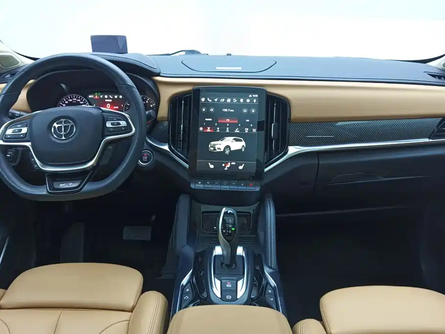 Zhonghua V7 — миниатюра 12