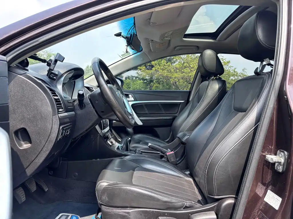 Geely Emgrand — миниатюра 9