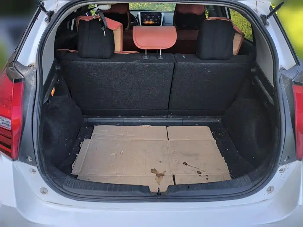 Toyota Yaris L — миниатюра 15