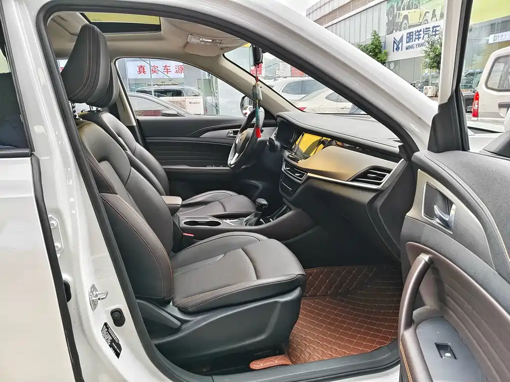 Changan CS35PLUS — миниатюра 8