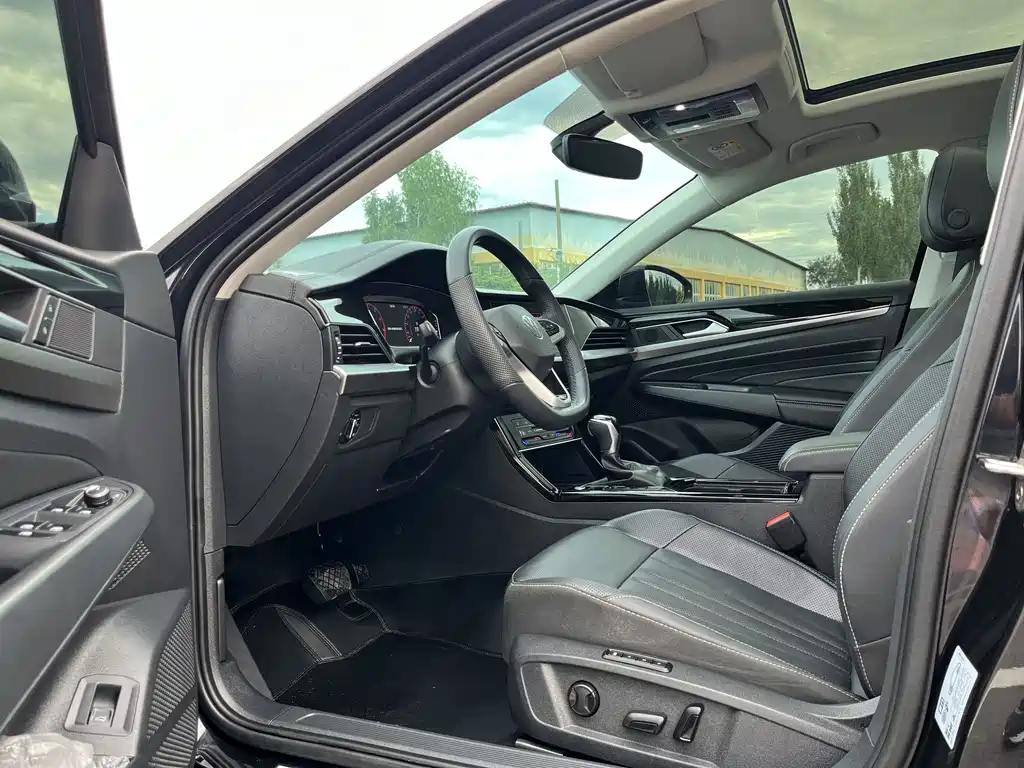 Volkswagen Passat — миниатюра 11