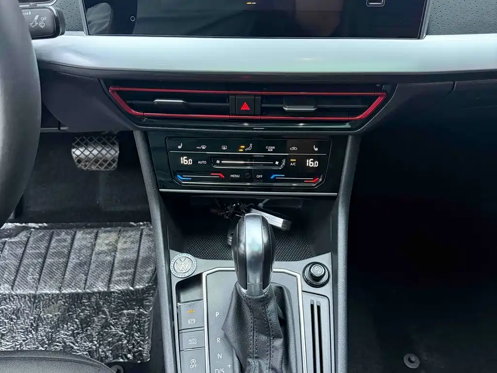 Volkswagen Lavida — миниатюра 12