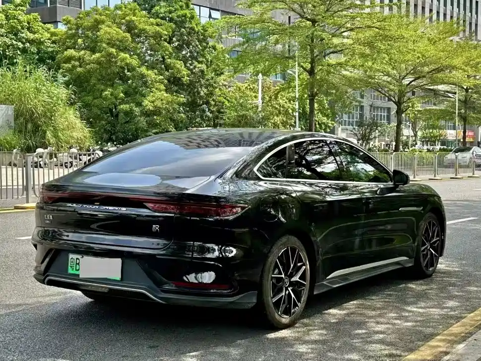 BYD Han — миниатюра 4