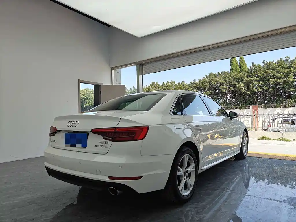 Audi A4L — миниатюра 6